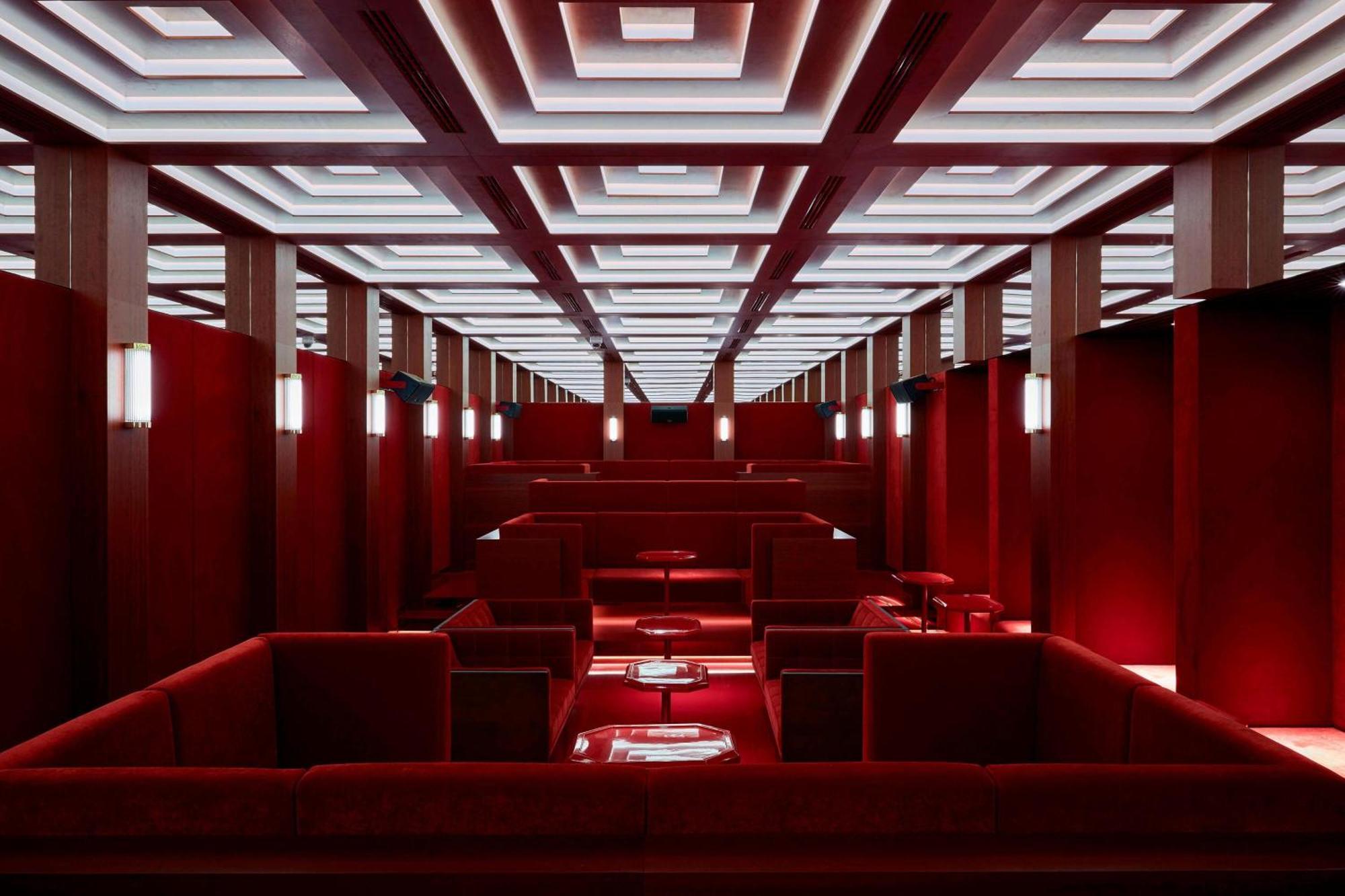 Roomers Munich, Autograph Collection Екстериор снимка The interior of the National Assembly
