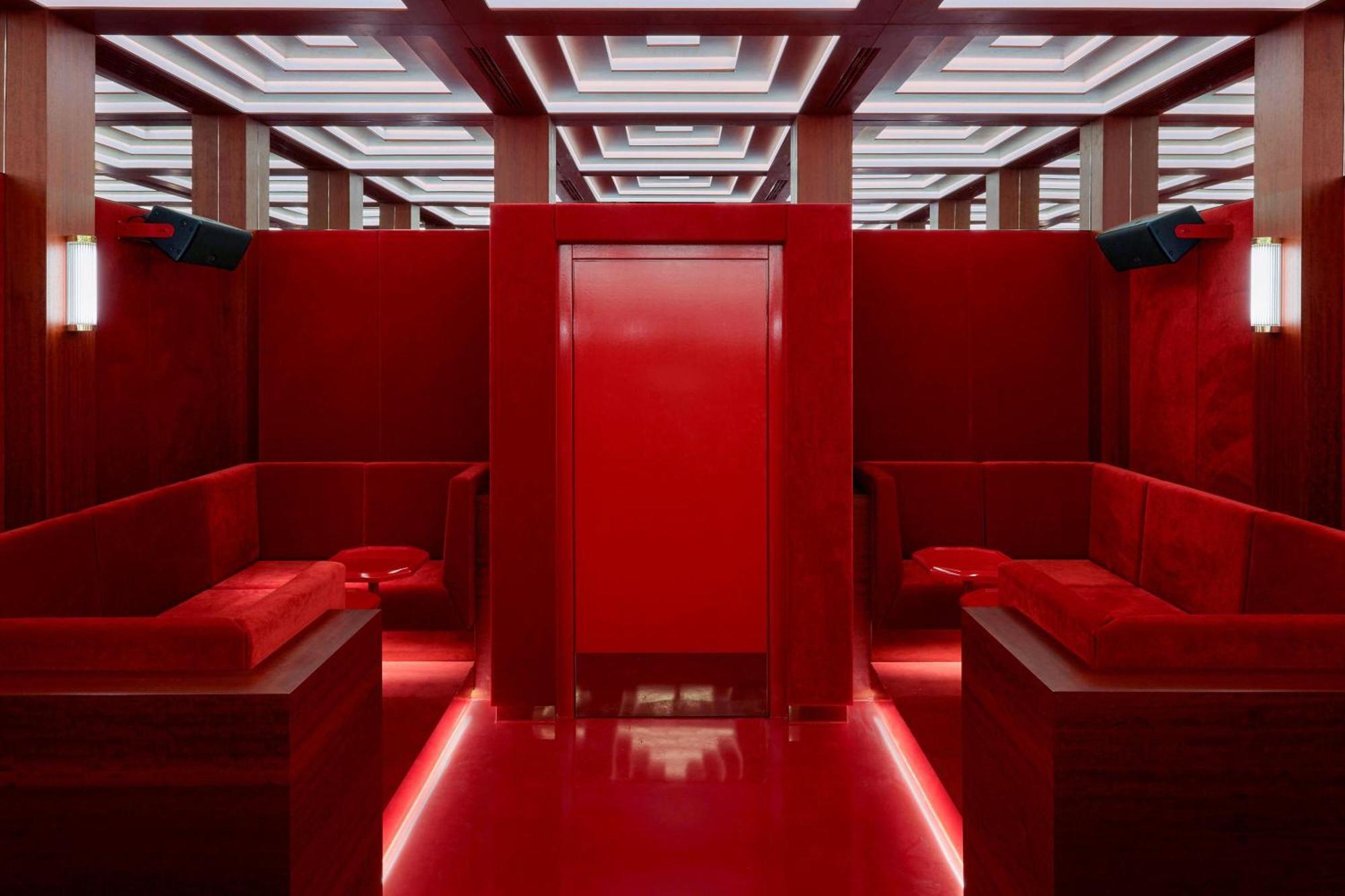Roomers Munich, Autograph Collection Екстериор снимка The interior of the nightclub
