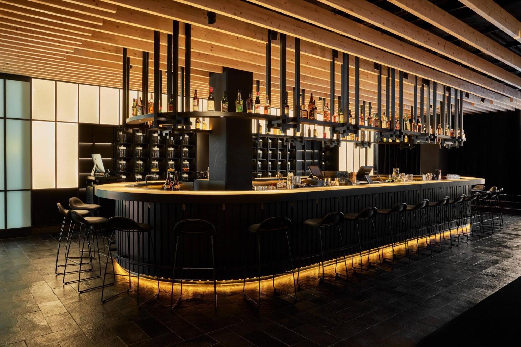 Roomers Munich, Autograph Collection Екстериор снимка The bar at the London Edition